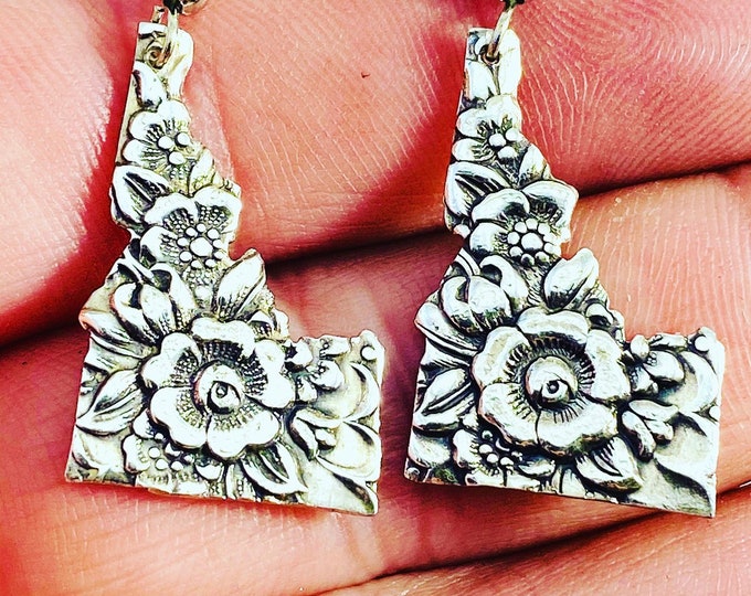 Idaho Floral Earrings and/or Necklace - Jubilee 1953