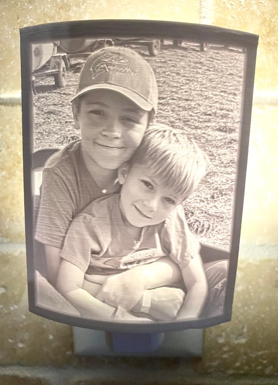Photo Night Light - 3D  printed Lithopane Night Light - Personalized Night Light