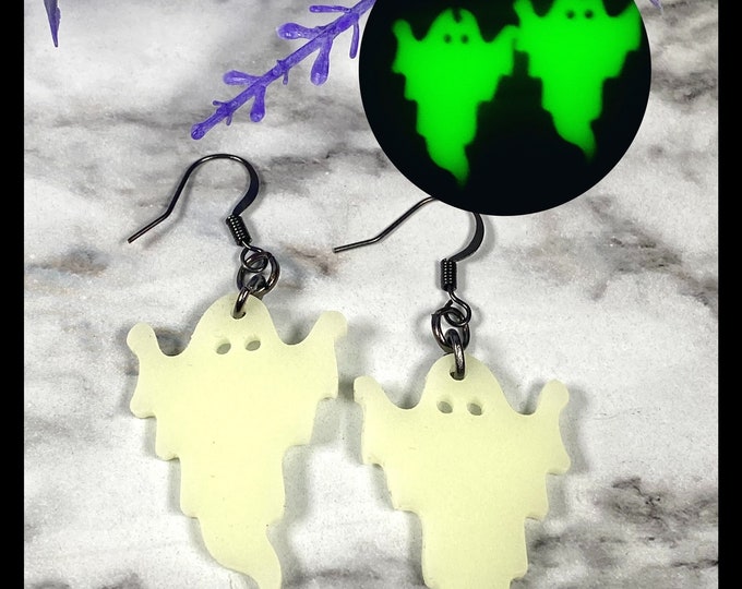 Earrings- Glow in the dark ghost earrings - Halloween earrings - Spooky ghost earrings