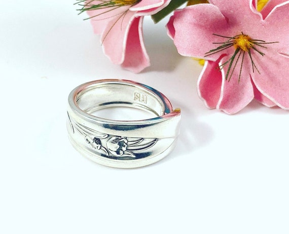 Silver Tulip  Ring - Tulip Spoon Ring - Vintage Silverware Ring