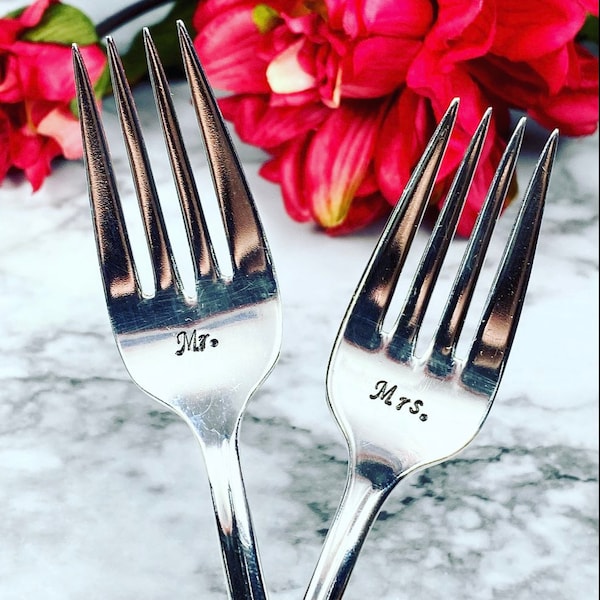 Wedding forks- Wedding Decor - Wedding Accessories - Mr/Mrs -Cute Wedding/Anniversary/Valentines/Every Day hand stamped vintage forks