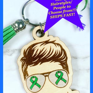 Kidney Family/ Warrior Keychains - Can do ANY name with any hair style - Kidney Mom - Kidney Dad - Kidney Warrior - Kidney Grandma