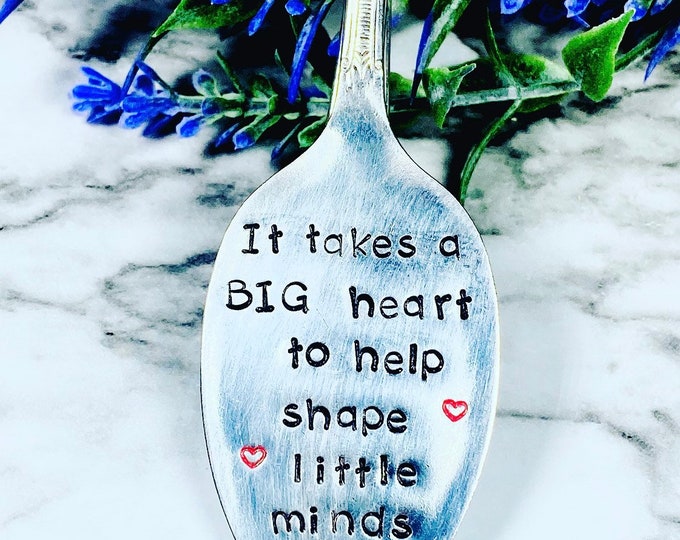 Teacher appreciation bookmark - It takes a big heart to help shape little minds - Teacher gift - Spoon Bookmark