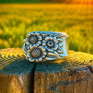 Vintage Sunflower Spoon Ring – Handmade from 1950 April Pattern Silverware | Eco-Friendly Upcycled Jewelry Gift for Her