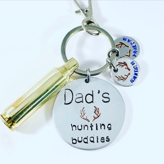 Dad/Mom/Grandma/Grandpa etc's hunting buddies with personalized names - Dad's hunting buddies keychain