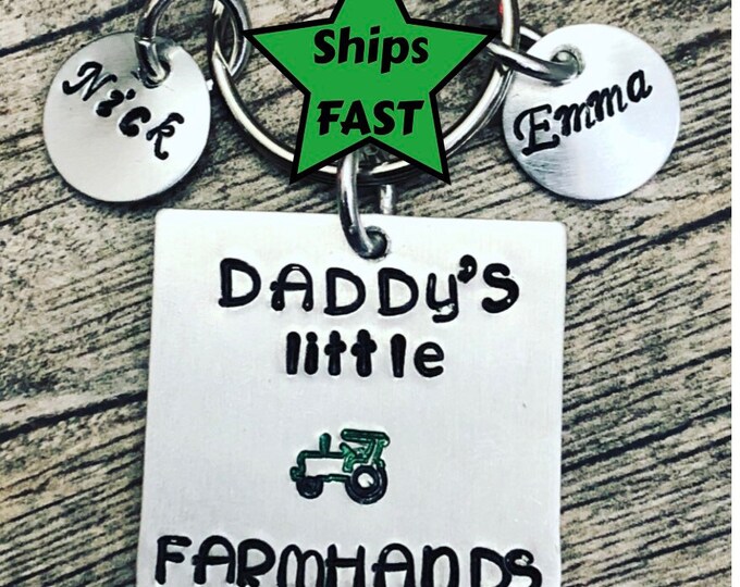 Daddy's Little Farmhands - Children's name keychain - Personalized kid name parent gift