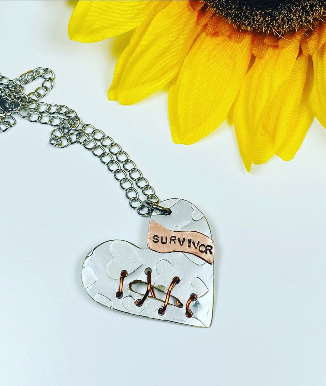 ネックレス・ペンダント VVV Surgical Heart Pendant Strap Necklace BFK143 Designer fashion, Seoul-fully created | W Concept