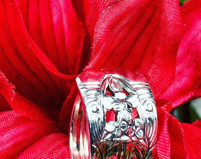 Spoon Ring - Classic Filigree 1937 Floral Spoon Ring - Vintage Silverware Ring