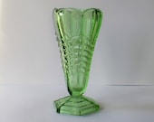 Art Deco green glass chevron vase Davidson vintage vase green glass vintage home vintage decor 1930s decor collectible glass