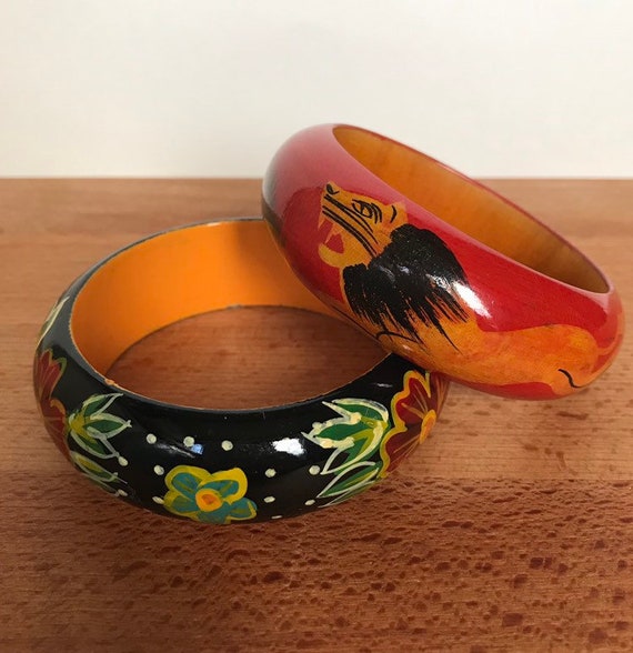 5 original retro Vintage bangles wooden bracelets ladys hand painted 60s retro vintage jewellery