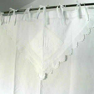 Cantonnière dentelle blanche - Canada