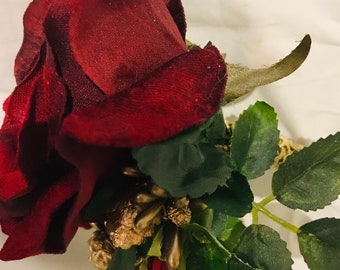 Red rose Corsage with gold accessories