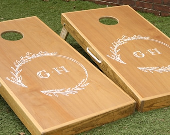 Floral Wreath Cornhole Boards, Cornhole Boards, Lawn Games, Custom Cornhole Boards, Custom Gift Idea, Custom Cornhole, Wreath and initials