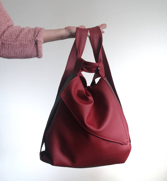 Zaino donna in pelle sintetica nera. Borsa zaino. Borse convertibili. Borse  fatte a mano. Borse in finta pelle. | Cerca Zaini su Mooza