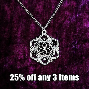 Collana mandala di geometria sacra su catena in acciaio - disponibili varie lunghezze - confezione 100% carta - negozio irlandese