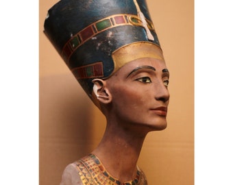 Nefertiti buste originele kleuren standbeeld, Egyptische koningin Nefertiti sculptuur oude Nofretete echte kleuren cadeau voor haar historische