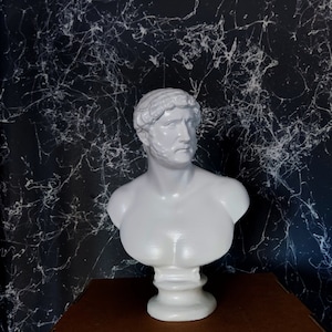 Hadrian Bust Replica – Roman Emperor Statue | Ancient Rome Historical Sculpture | Classic Antiquity Home Decor