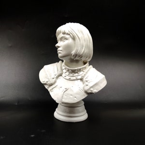 Busto de Juana de Arco Busto de Juana de Arco Estatua Figura histórica Guerrera Mujer fuerte Francia Héroe francés Inspirador