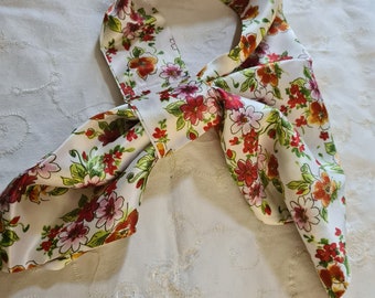 Slotted foral scarf/womens scarf/Gifts for her