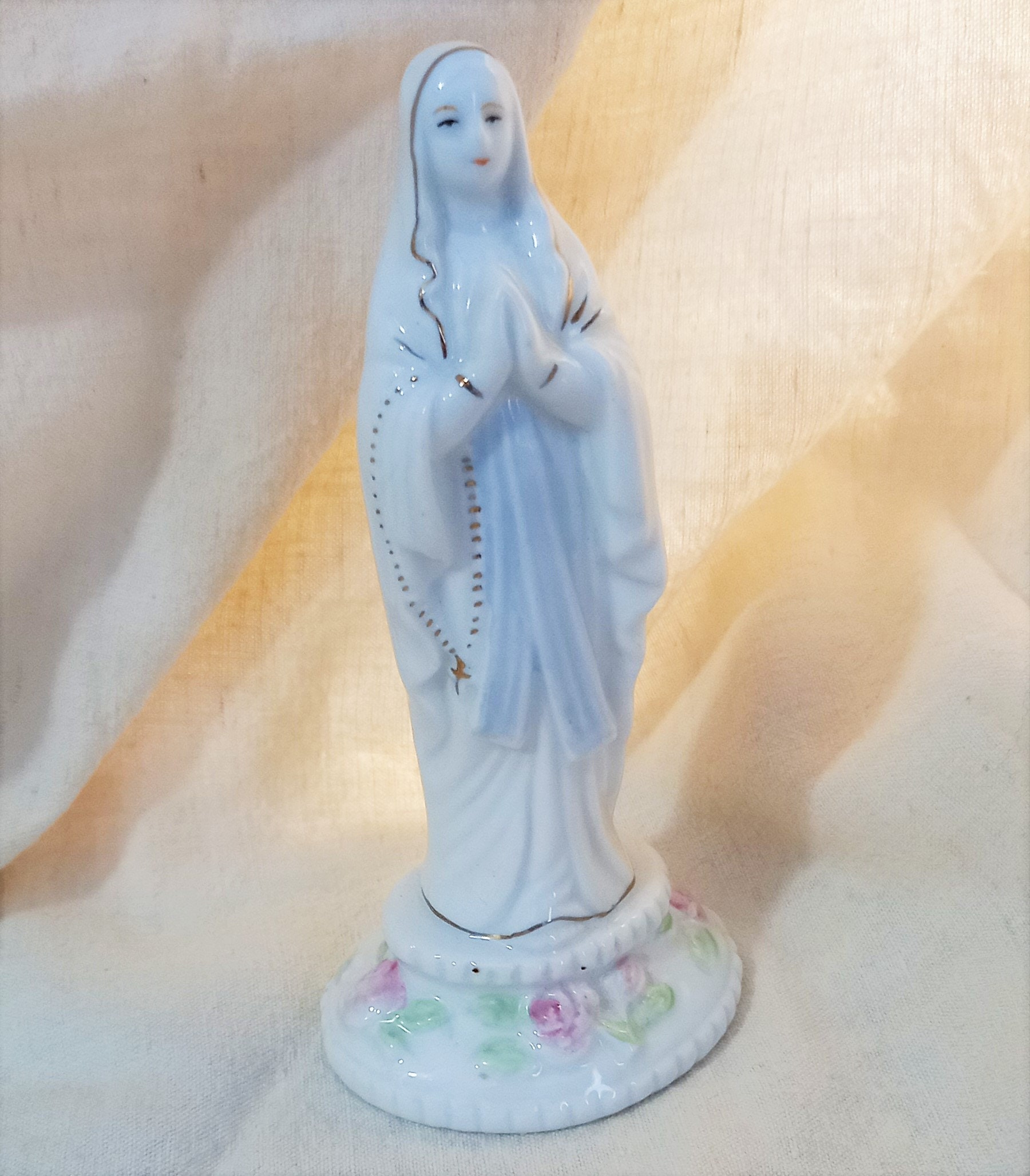 Vierge Marie en Porcelaine