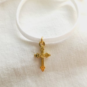 CHARM: Golden trilobed baptismal cross to add to the sugared almond bags creation jewelry baptism birth communion wedding favor