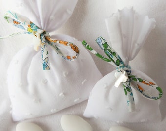 GREEN - WHITE & MOTHER-OF-PEARL: White satin cotton candy bag and Liberty Field Flowers Capucine ribbon and mother-of-pearl cross