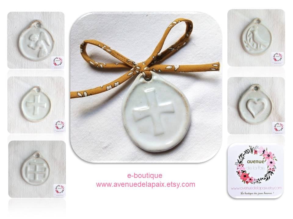 Blanc & Moutarde Médaille Croix en Céramique et Liberty Capel Moutarde, à Accrocher, Médaille de Ber