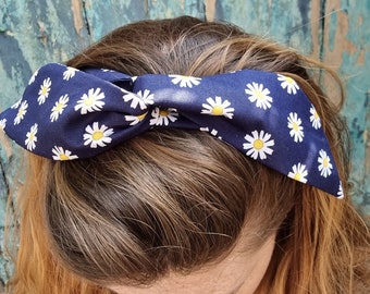 Wired Headband | Navy Scattered Daisies Wired Headband