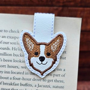 Embroidered Corgi Magnetic Bookmark: Faux Leather Book Accessory