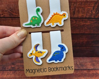 Set di segnalibri magnetici ricamati con dinosauri: accessori per libri in similpelle