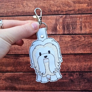 Portachiavi ricamato con simpatico cane Shih Tzu / Regalo per amanti dei cani / Ciondolo per borsa ricamato / Finta pelle / Chiusura a moschettone / Graziosa etichetta per borsa a forma di cucciolo