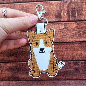 Portachiavi ricamato con simpatico Corgi / Regalo per amanti dei cani / Ciondolo per borsa ricamato / Vinile in similpelle / Moschettone con moschettone / Etichetta per borsa con simpatico cucciolo
