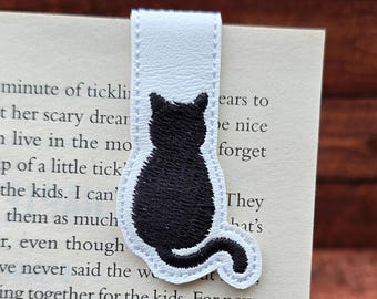 Embroidered Black Cat Magnetic Bookmark: Book Lover Gift