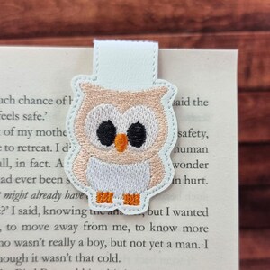 Embroidered Owl Magnetic Bookmark: Book Lover Gift
