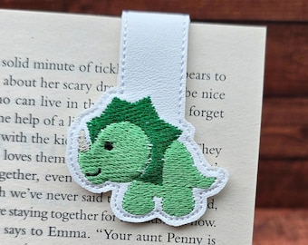 Segnalibro magnetico ricamato a forma di Triceratopo: regalo a tema dinosauri in similpelle