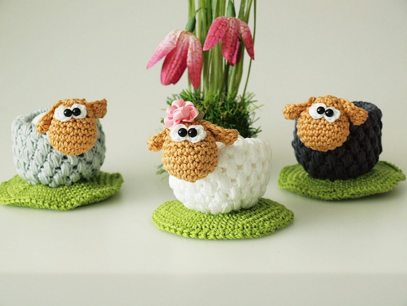 Crochet pattern egg cup sheep PDF file German image 1