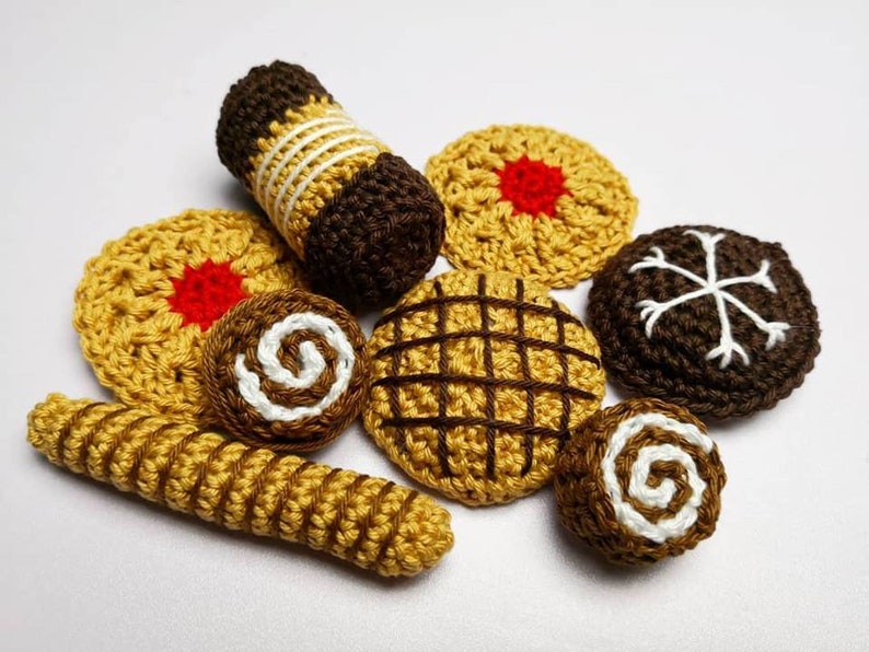 Crochet instructions door wreath gingerbread man PDF file German image 2