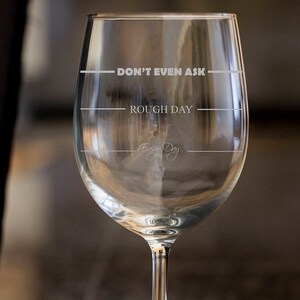 funny quote wine glass,Personalize wine glass,Engraved wine glass, etched Wine glass,wedding gift,Bachelor party,Wedding Favor, humor wine