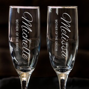 Set of 2 champagne flues, personalized names wedding toasts, Gift For Her, Engraved Wedding Champagne Glasses,Custom,Engraved.