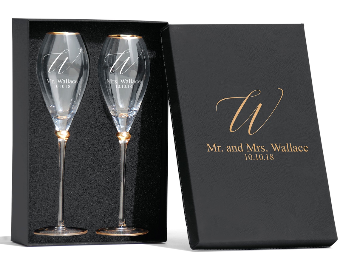 Personalized Wedding Champagne Flutes for Bride and Groom - Set of 2, 9  Designs - Champagne Glasses for Engagement with Last Name and Date, Mr &  Mrs Champagne Flutes - D9 - Yahoo Shopping