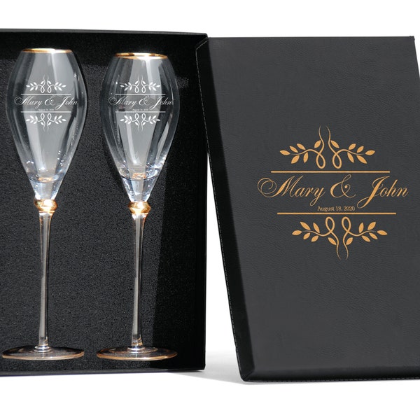 Set of 2 Personalized Wedding Champagne Flutes Tulip Shape - Wedding Toasting Glasses for Bride and Groom - Love Birds Tulip Shape Glasses