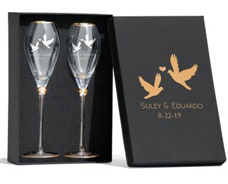 Personalized Wedding Champagne Flutes