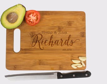 Personalized cutting board, Wedding Gift, Kitchen Decor,  Housewarming Gift, Family name Engraved Cutting Board, Chopping board