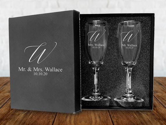 Personalized Champagne Flutes Tulip Shape Toasting Glasses With Box for  Bride and Groom Mr. and Mrs. Tulip Shape Glasses 