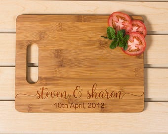 Personalized cutting board, Wedding Gift, Kitchen Decor,  Housewarming Gift, Couple's Name  Engraved Cutting Board, Chopping board