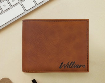 Portefeuille personnalisé pour homme, portefeuille en similicuir personnalisé, portefeuille gravé à deux volets, cadeaux d'anniversaire pour lui, conception de nom - 11 modèles à choisir
