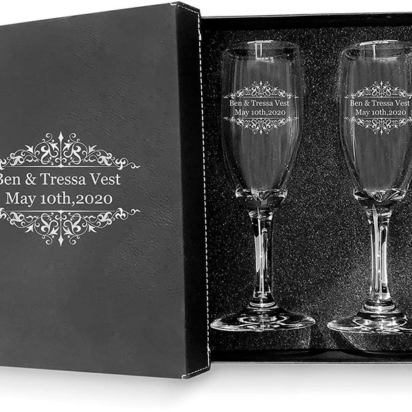 Set of 2 champagne flues, personalized First names engraved, wedding toasts, Wedding Champagne Flutes, Engraved Wedding Glasses,Custom