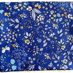 Floral Fabric, Flower Fabric Pattern, Fabric by the Yard, Fabric Baby Blankets, Cotton Fabric, Craft