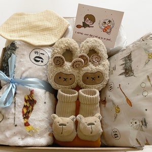Harry Potter Baby Gift Set: Handmade Blanket & Crib Sheet, Shower Gift Box image 2