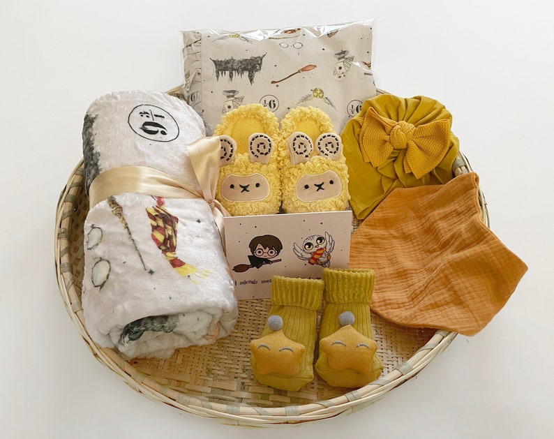 Harry Potter Baby Gift Set: Handmade Blanket & Crib Sheet, Shower Gift Box image 6